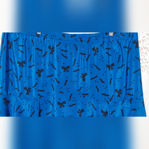 Lady Katie shirt and skirt (InvW089) Vintage Celebration - Picture 6 of 8